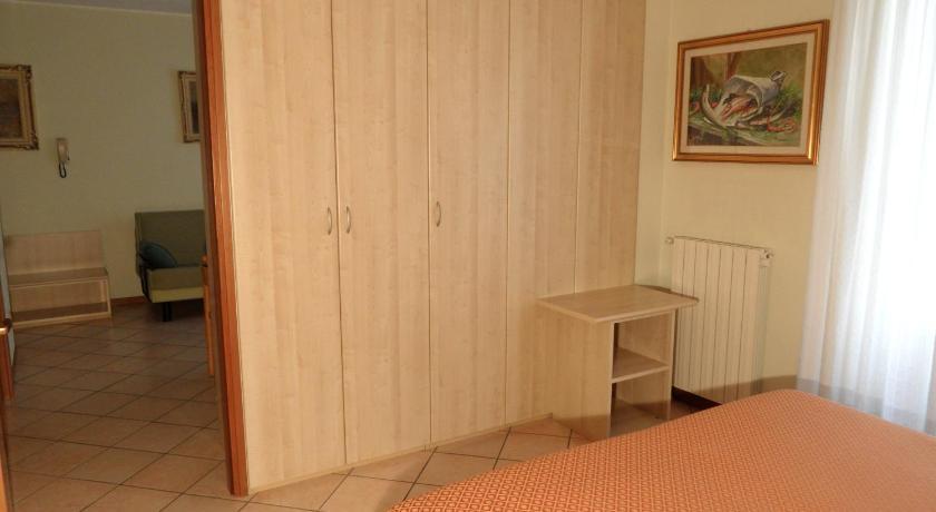 Casa Vacanze Touring Verbania Habitación foto